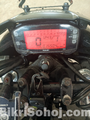 Suzuki gixxer monoton